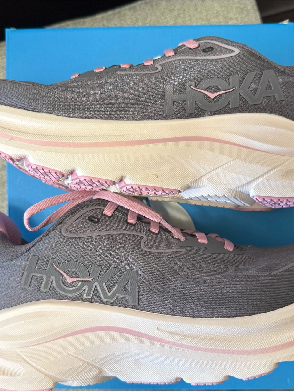 Hoka Women's Clifton 10 Gray and Pink Sneakers 8.5